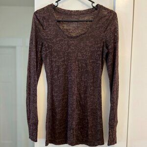 Women's small distressed long sleeve shirt